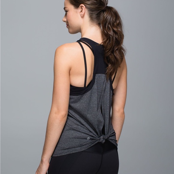 🆕🍋Lululemon Clip-In open back tank, heather gray striped/black - Picture 3 of 9